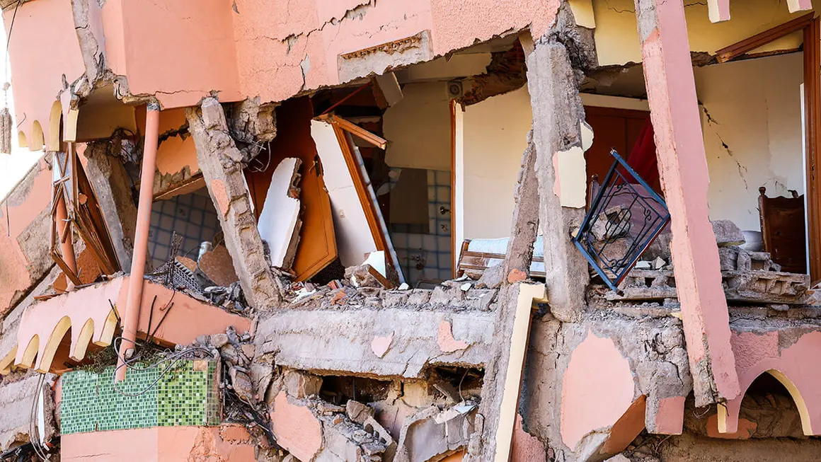 20230910065213reup--2023-09-10t065033z_2117055459_rc2i53an71bh_rtrmadp_3_morocco-quake.h