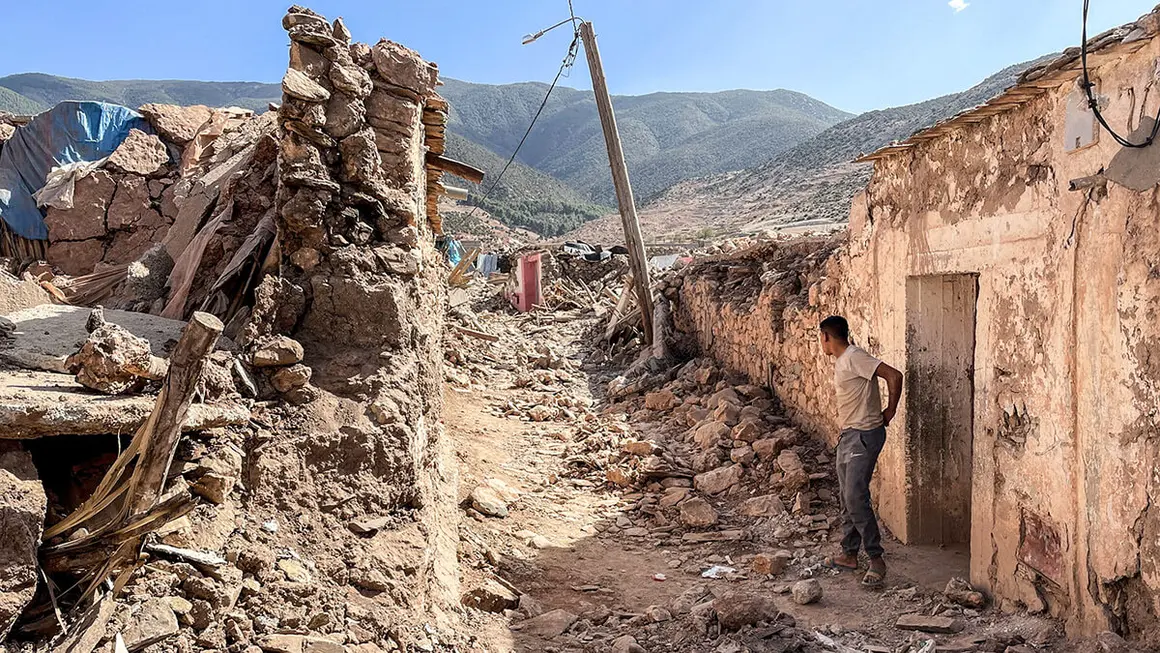 20230910195000reup--2023-09-10t194722z_606186731_rc2v53a9y4ye_rtrmadp_3_morocco-earthquake-boy.h