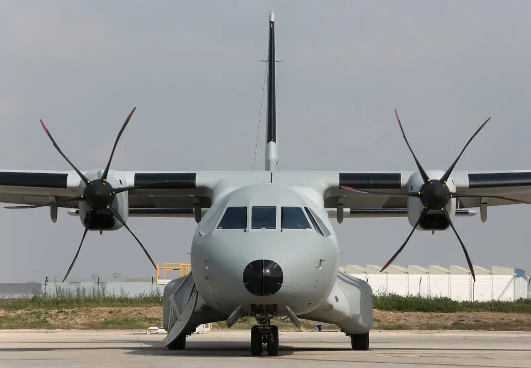 C295 Mexicoen tierra (4)