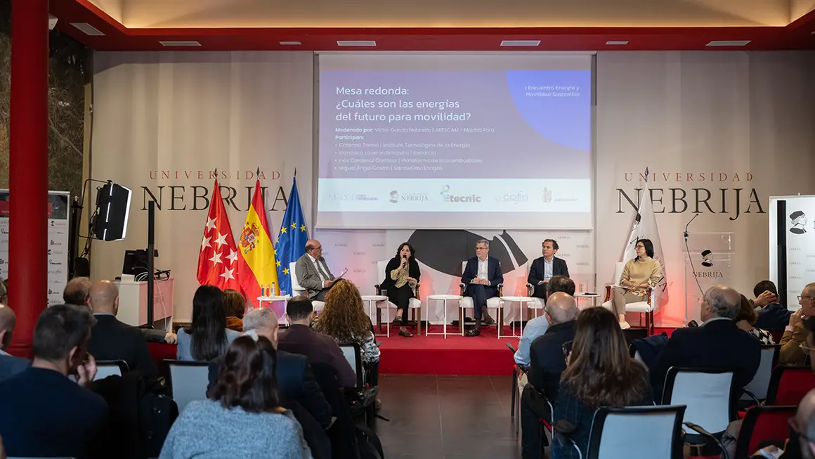 Madrid Foro Empresarial y AEESCAM promueven un debate sobre la energía aplicada al transporte, en una jornada celebrada en la Universidad Nebrija