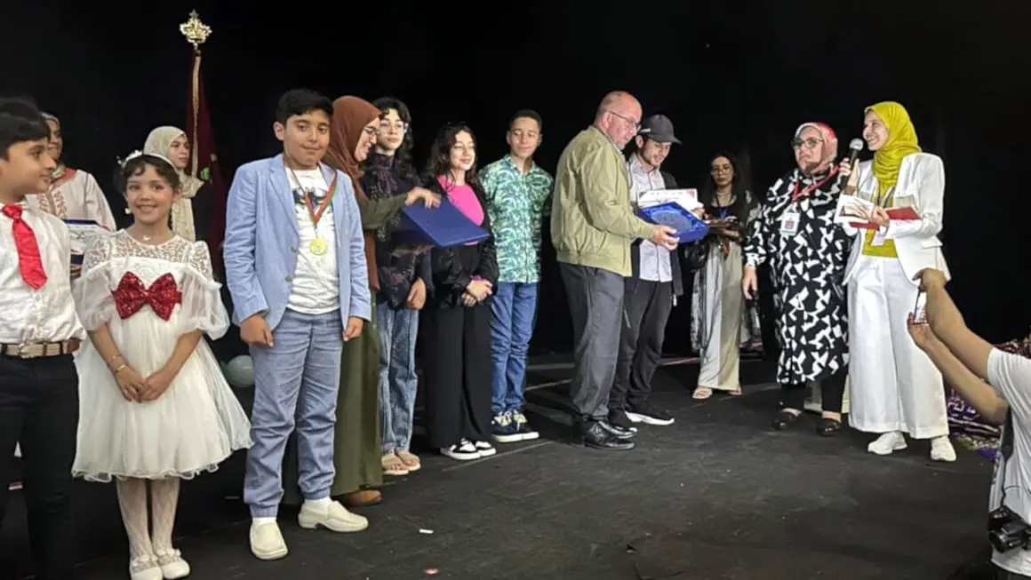 Exposición Regiones Marruecos Culturas: una escuela pública abierta a la sociedad