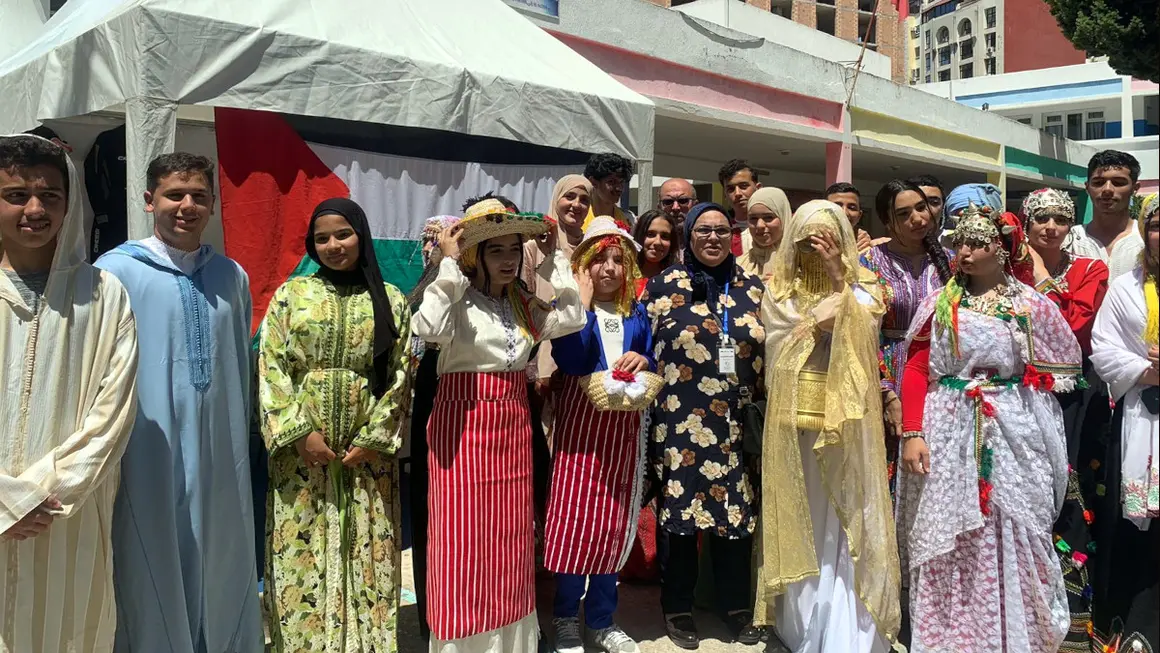 Exposición Regiones Marruecos Culturas: una escuela pública abierta a la sociedad