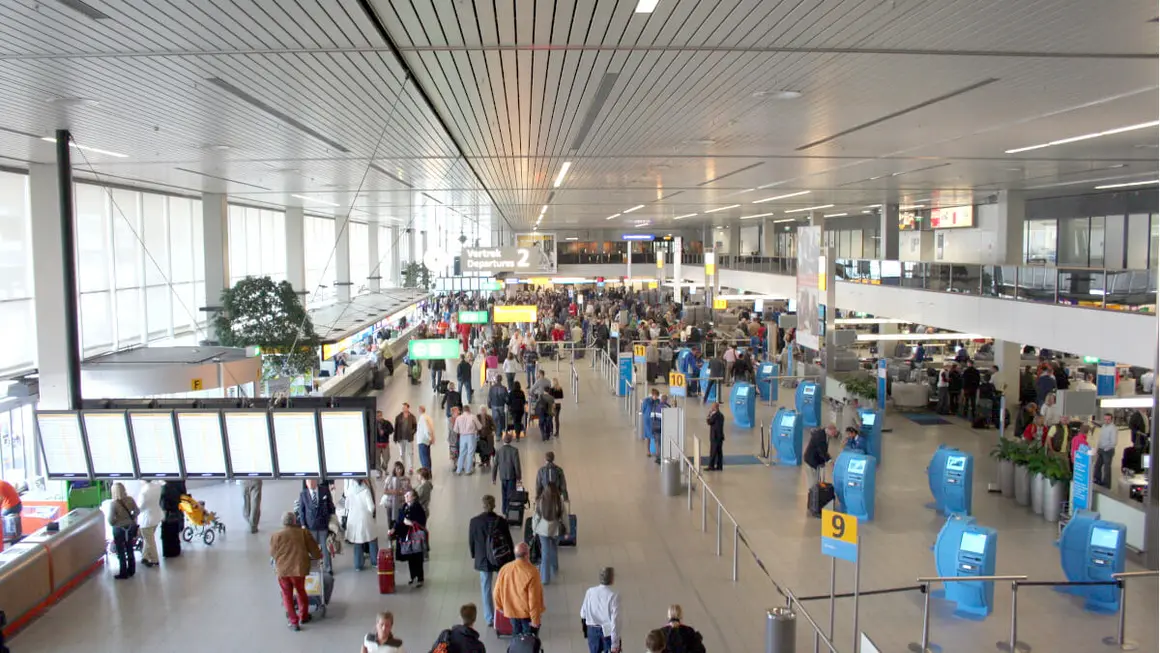 Amsterdam Airport Schiphol - <a href="https://depositphotos.com/es/?/">Depositphotos</a>