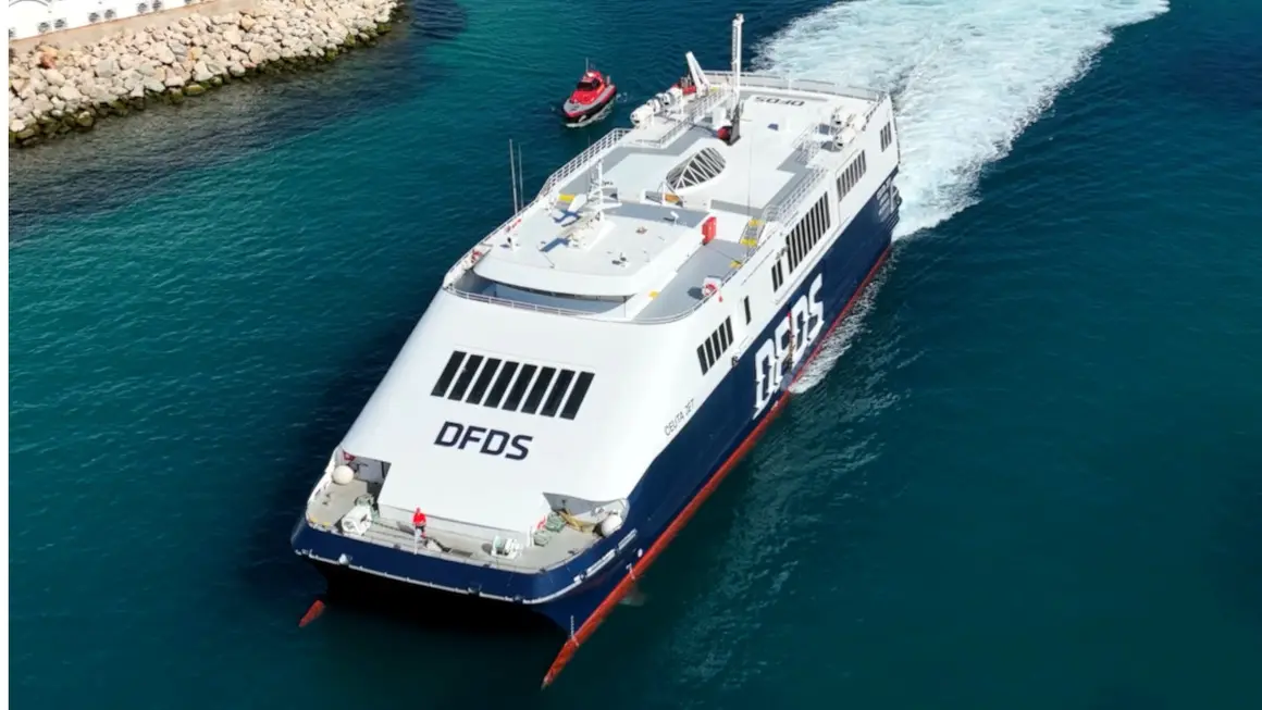 Ferry de la compañía FRS durante su trayecto Ceuta-Tarifa-Tánger <strong>- PHOTO/FRS</strong>
