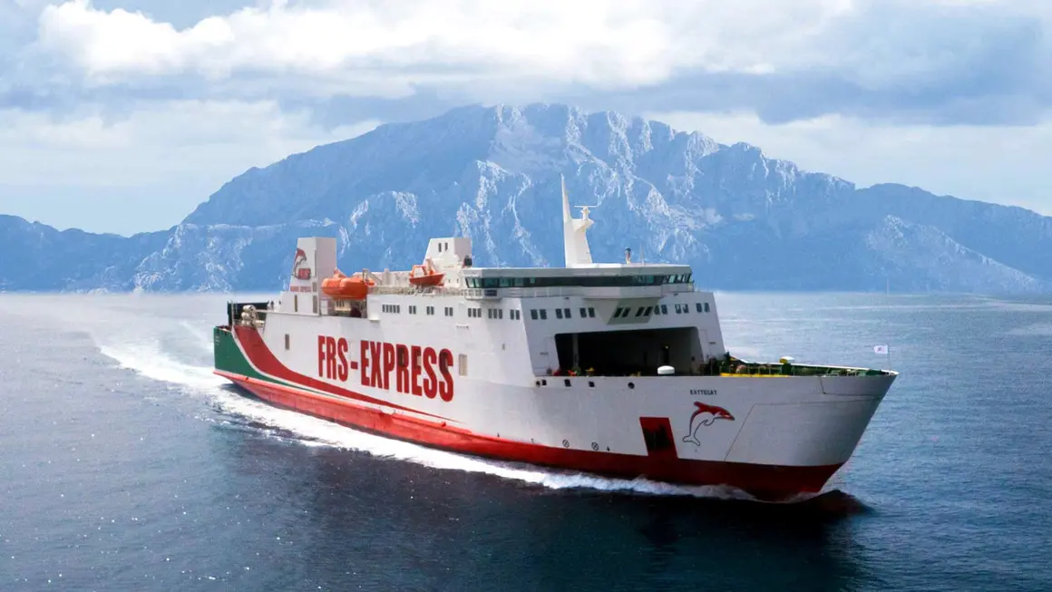 Ferry Iberia Kattegat de la compañía FRS - PHOTO/FRS