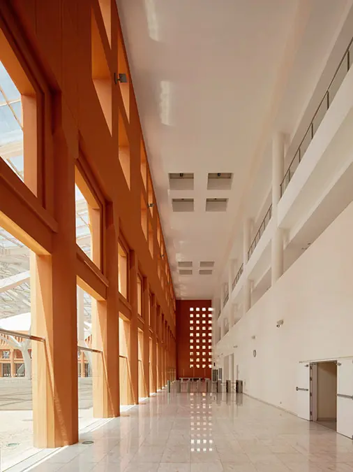 Universidad Politécnica Mohamed VI - PHOTO/TALLER DE ARQUITECTURA RICARDO BOFILL