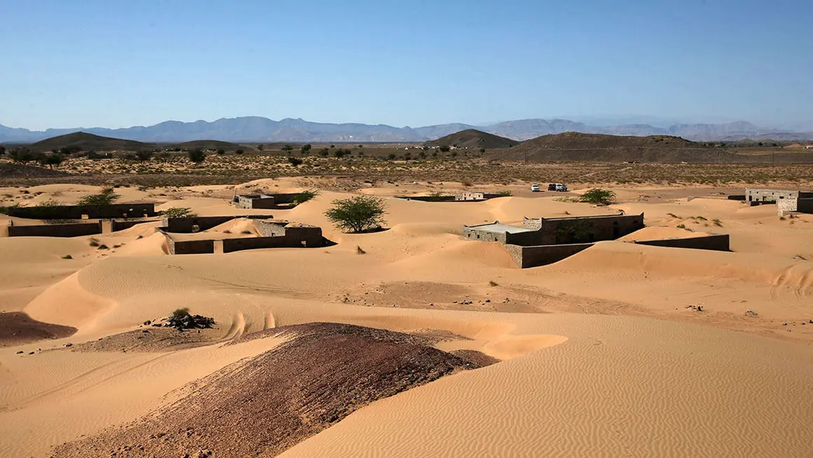Casas abandonadas en el pueblo omaní de Wadi al-Murr, a unos 400 km (250 millas) al suroeste de la capital, Mascate - AFP/ MOHAMMED MAHJOUB