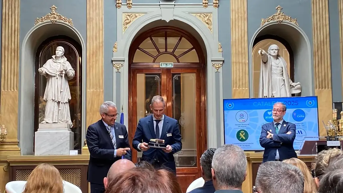Germán Arteta, director de la Fundación Celta de Vigo, recibió el Premio Catalejo 2025 en la categoría de deporte y salud - PHOTO/ATALAYAR