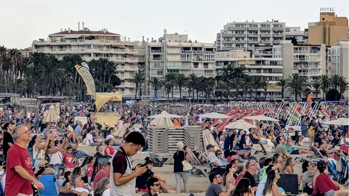 El Ayuntamiento de Salou presenta el Fest al Cel 2025