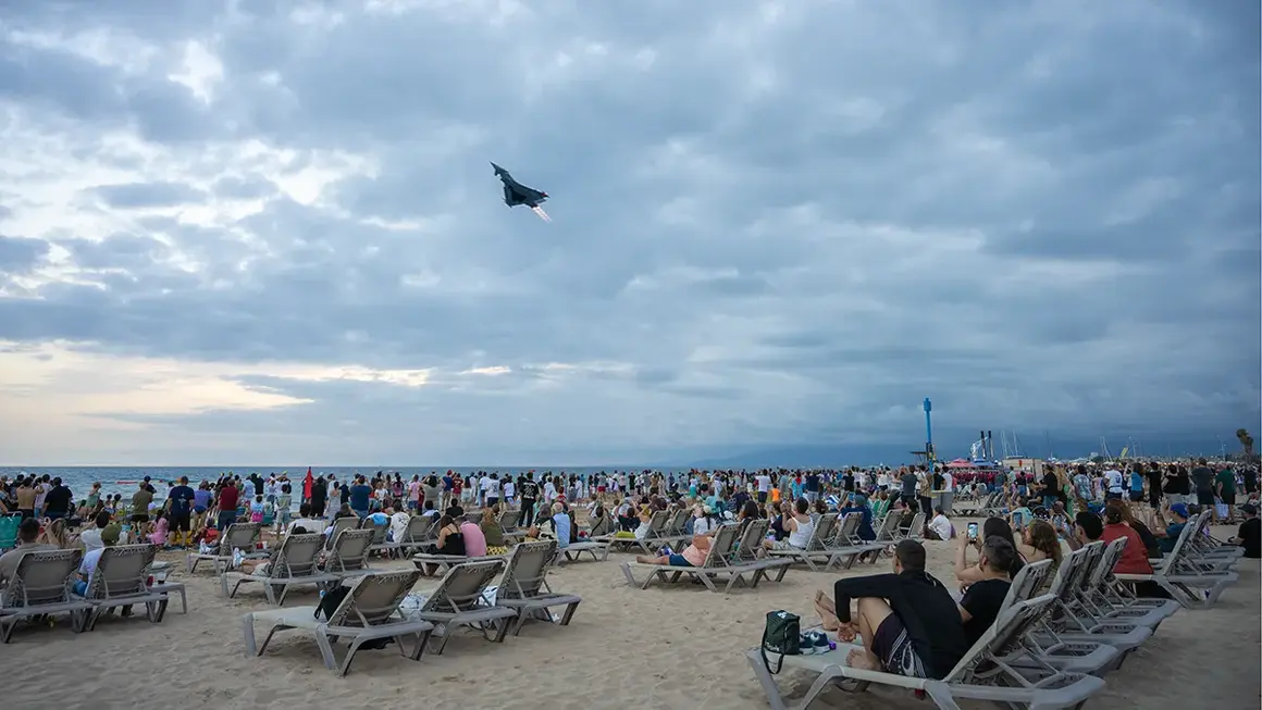 Fest al Cel 2025 organizado por el Ayuntamiento de Salou - PHOTO/ATALAYAR