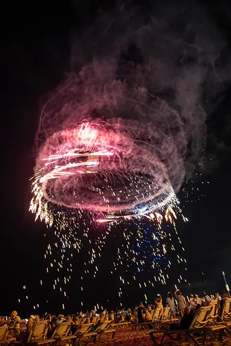 Fest al Cel 2025 organizado por el Ayuntamiento de Salou - PHOTO/ATALAYAR