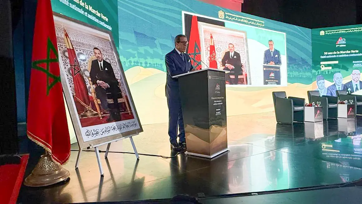 Omar Hilale, representante permanente de Marruecos ante la ONU, durante su intervenci&oacute;n en el Foro MD Sahara celebrado en la ciudad de Dajla, Marruecos