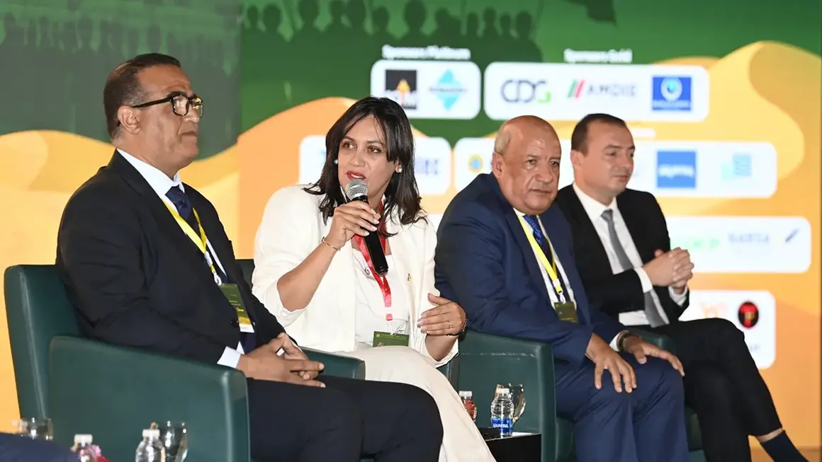 Amal El Fallah Seghrouchni, ministra delegada ante el Jefe de Gobierno para la Transici&oacute;n Digital y la Reforma Administrativa, en su intervenci&oacute;n en el Foro MD Sahara celebrado en Dajla, Marruecos