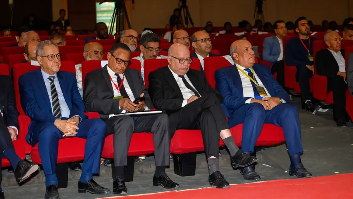 Asistentes al evento Foro MD Sahara celebrado en los d&iacute;as 13 al 17 de noviembre en Dajla, Marruecos