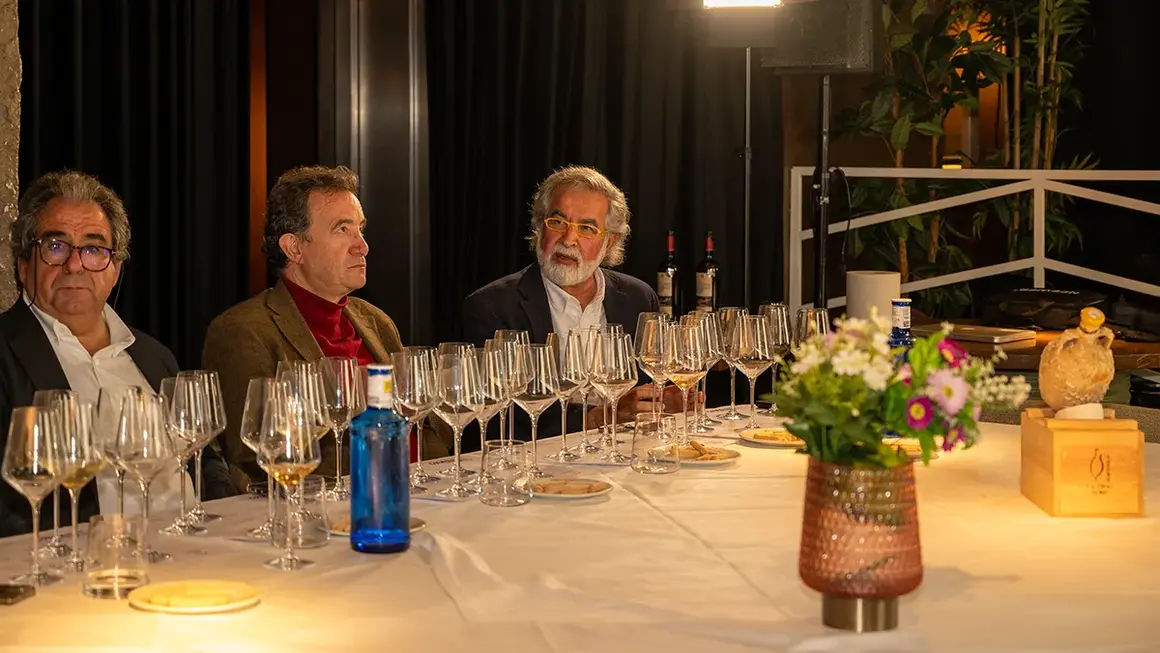 Cata de vinos organizada por el Ayuntamiento de Salou - PHOTO/Gema L&oacute;pez