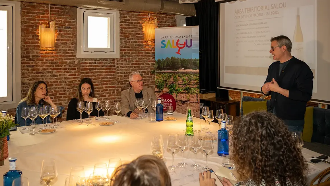 Cata de vinos organizada por el Ayuntamiento de Salou - PHOTO/Gema L&oacute;pez