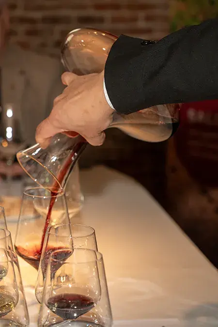 Cata de vinos organizada por el Ayuntamiento de Salou - PHOTO/Gema L&oacute;pez