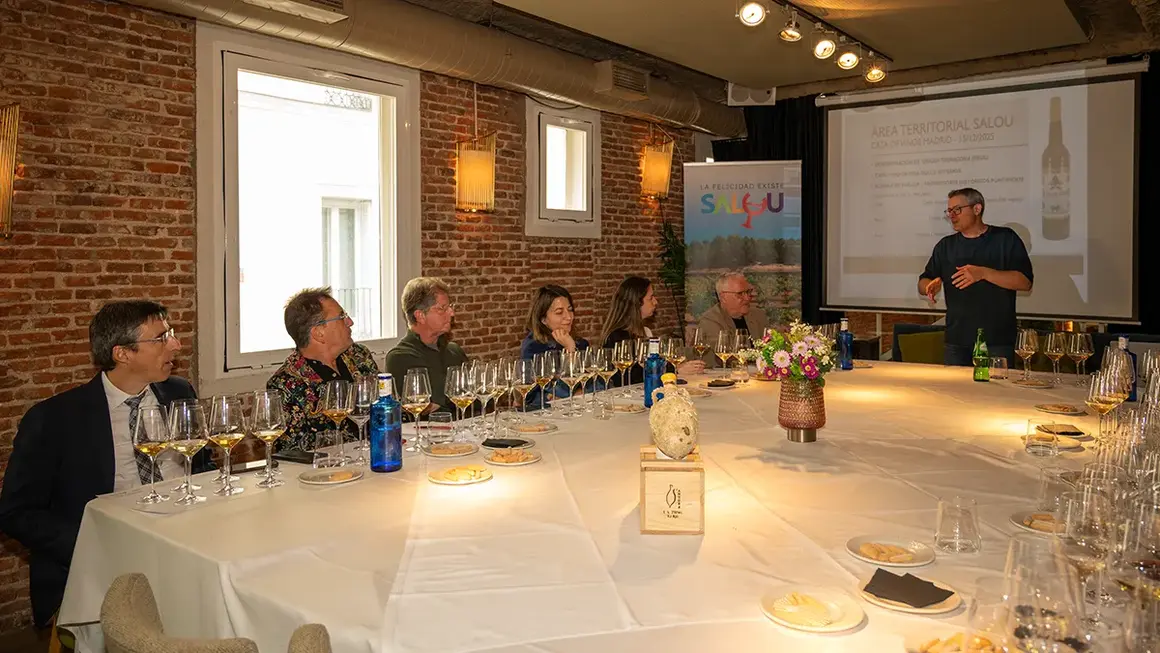 Cata de vinos organizada por el Ayuntamiento de Salou - PHOTO/Gema L&oacute;pez