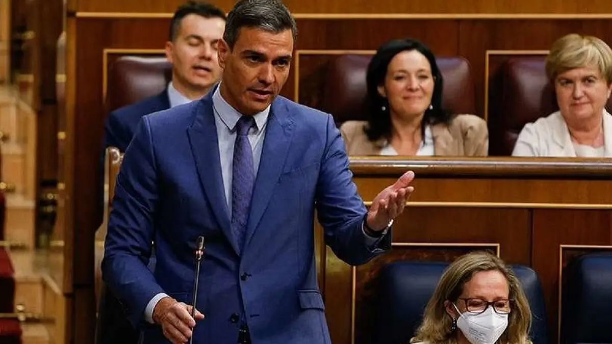 PHOTO/La Moncloa - El presidente del Gobierno, Pedro Sánchez, responde a las preguntas de la oposición durante la sesión de control en el Congreso de los Diputados