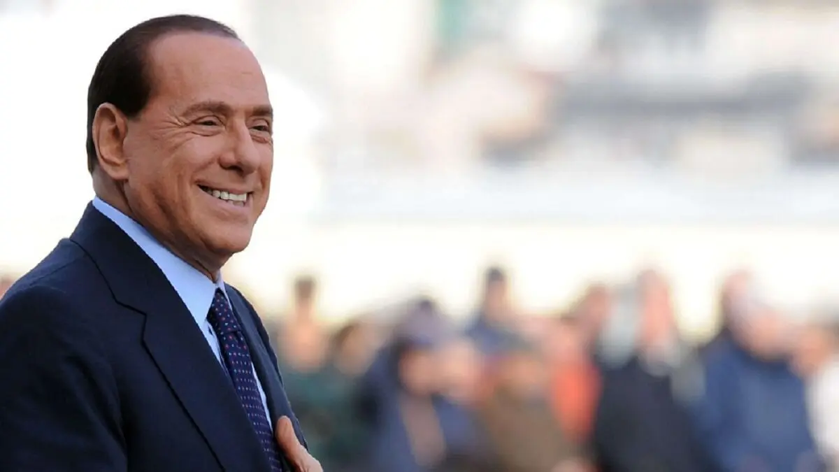 PHOTO/AFP/GIUSEPPE CACACE - Silvio Berlusconi