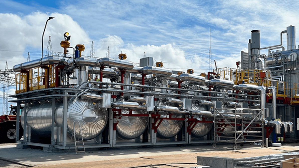 La solución de almacenamiento de energía térmica de Kyoto, Heatcube, instalada en una central eléctrica en Dinamarca