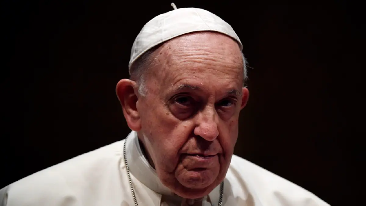 PHOTO/AFP/MIGUEL RIOPA - El papa Francisco durante su encuentro con las autoridades, la sociedad civil y el cuerpo diplomático en el centro cultural del barrio de Belem en Lisboa, durante su visita de cinco días para asistir a la Jornada Mundial de la Juventud (JMJ) de jóvenes católicos, el 2 de agosto de 2023