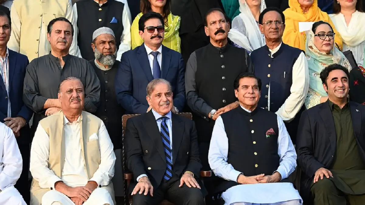 PHOTO/AFP/AMIR QURESHI