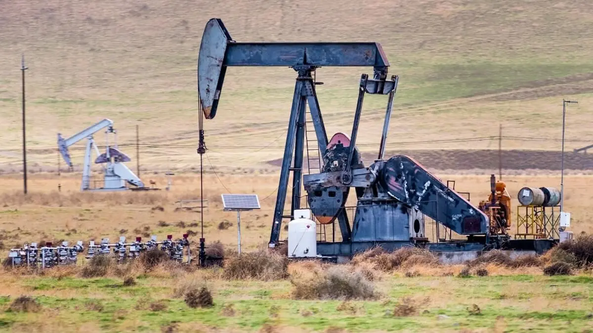 Extracción de petróleo - PHOTO/FILE