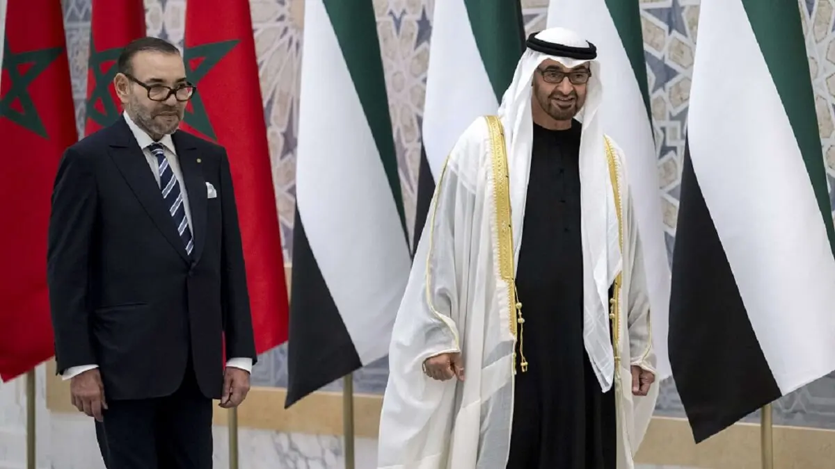 PHOTO/AFP/TRIBUNAL PRESIDENCIAL DE EAU – Mohamed VI y Mohamed bin Zayed al-Nahyan