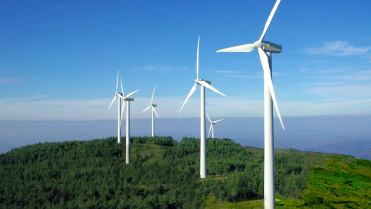 Iberdrola repotenciará cuatro parques eólicos terrestres en España, lo que permitirá reducir en casi 200 el número aerogeneradores instalados y elevar la producción de energía de las instalaciones de media en un 30 %