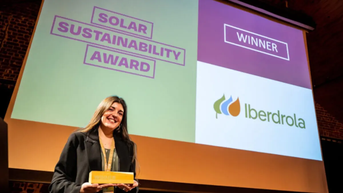 Entrega del premio a la planta de Cedillo