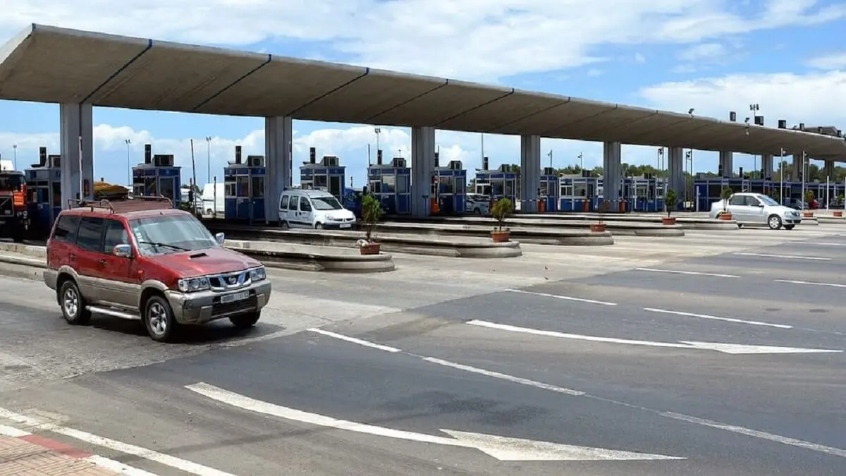 PHOTO/FILE - Autopista de Marruecos