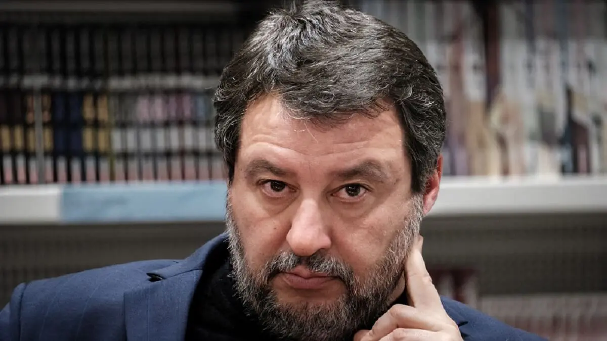 El ministro italiano de Infraestructuras, Matteo Salvini, presenta un libro en Roma, Italia, el 6 de marzo de 2024 – PHOTO/Andrea Calandra/NurPhoto/NurPhoto vía AFP