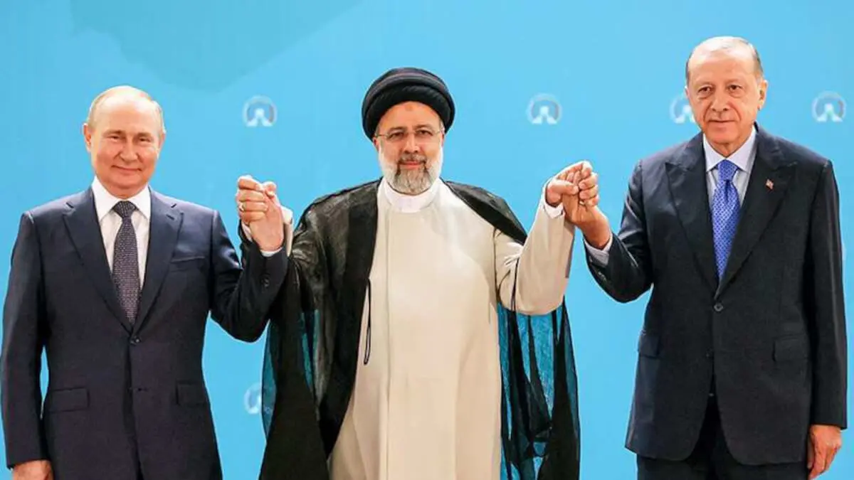 Vladimir Putin, Ebrahim Raisi y Recep Tayyip Erdogan - PHOTO/FILE
