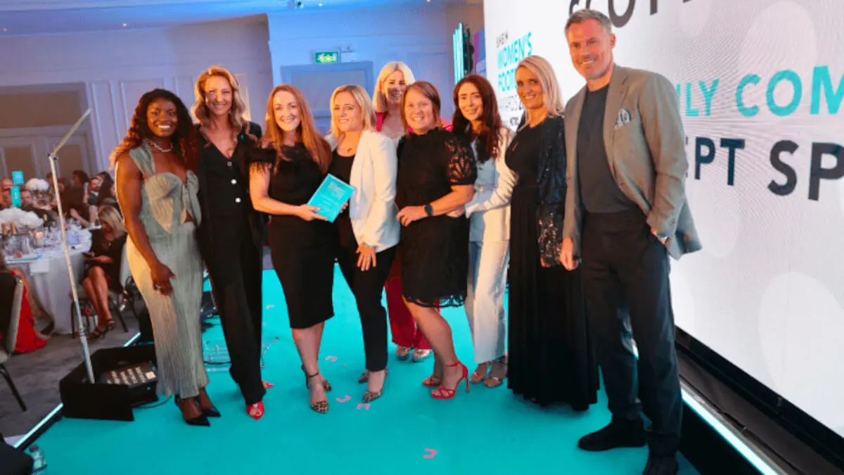 Foto de familia en los UK's Women's Football Awards