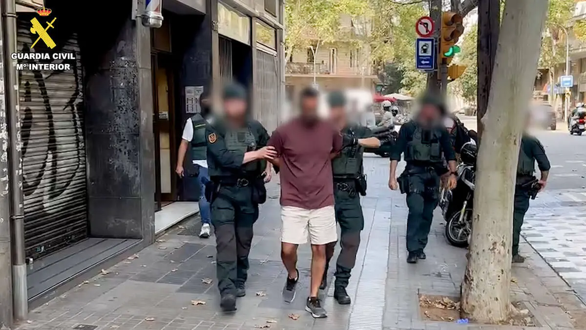 <p>La operación, desarrollada conjuntamente entre el Servicio de Información de la Guardia Civil, la Bundeskriminalamt &nbsp;(BKA) y la Bundesamt für Verfassungsschutz (BfV) alemanas - PHOTO/ GUARDIA CIVIL</p>
