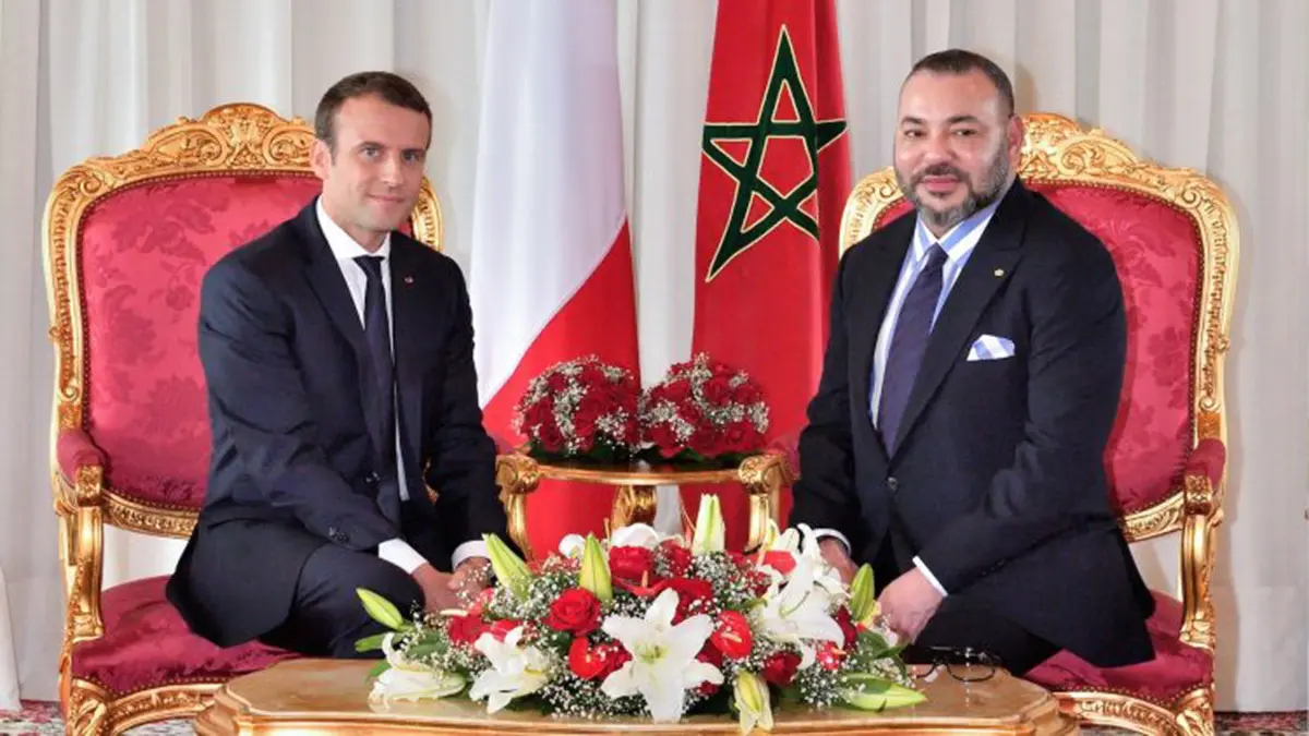 <p>El rey de Marruecos, Mohamed VI, junto al presidente francés, Emmanuel Macron - PHOTO/ARCHIVO </p>