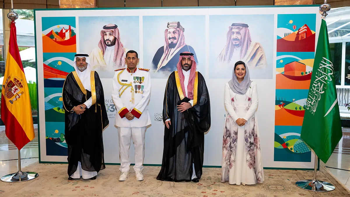 La princesa Haifa Bint Abdulaziz Al Mogrin y asistentes a la celebración del 94º aniversario de la fundación del Reino de Arabia Saudí - PHOTO/ATALAYAR/GUILLERMO LÓPEZ