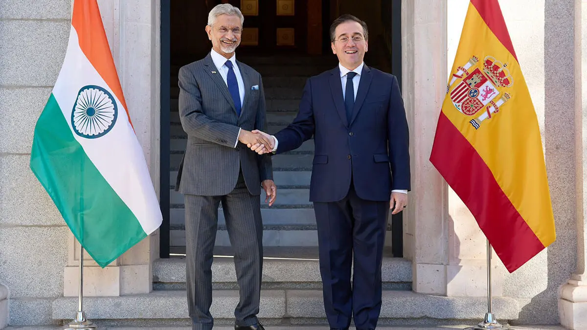 <p>El ministro de Asuntos Exteriores indio, Subrahmanyam Jaishankar, y su homólogo español José Manuel Albares - PHOTO/@jmalbares<br />
</p>