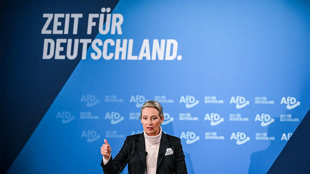<p>La colíder del partido Alternativa para Alemania (AfD), Alice Weidel, habla durante una campaña electoral de la AfD en Heidenheim, Alemania, el 9 de febrero de 2025 - REUTERS/ANGELIKA WARMUTH </p>