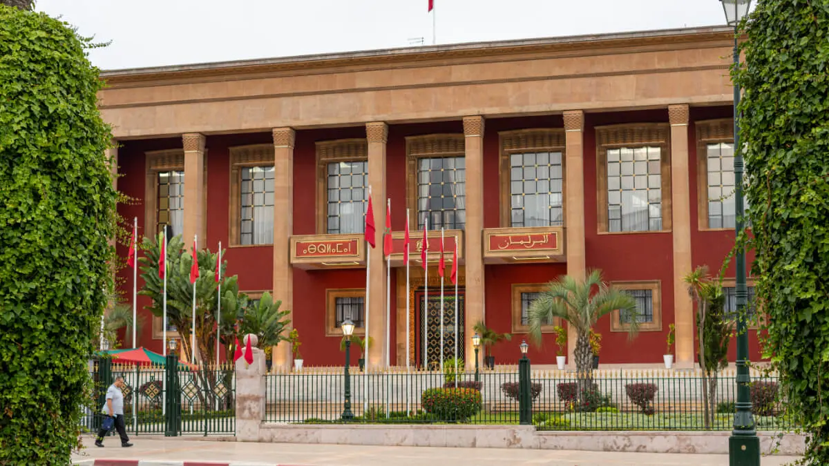 Fachada principal del Parlamento de Marruecos en Rabat - <a href="https://depositphotos.com/es/?/">Depositphotos</a>
