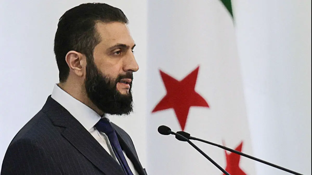 El presidente interino de Siria, Ahmed Al-Sharaa, habla durante una formación ministerial del gobierno de la República Árabe Siria, en Damasco, Siria, el 29 de marzo de 2025 - REUTERS/ KHALLIL ASHAWI&nbsp;