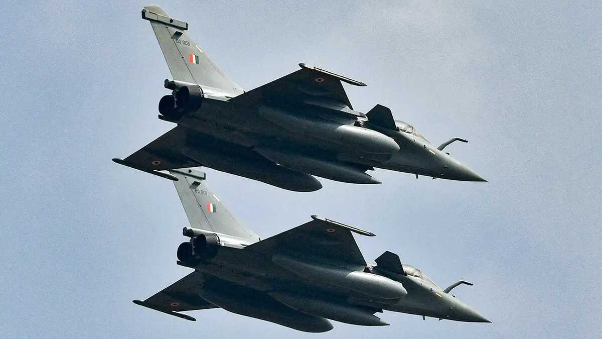 <p>Aviones de combate Rafale de la Fuerza Aérea India - REUTERS/SAMUEL RAJKUMAR </p>