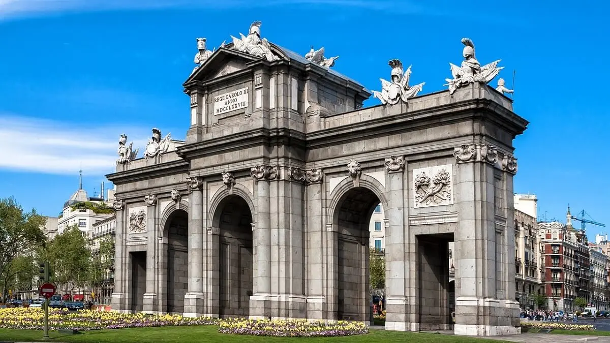 Puerta de Alcalá de Madrid - PHOTO/PIXABAY