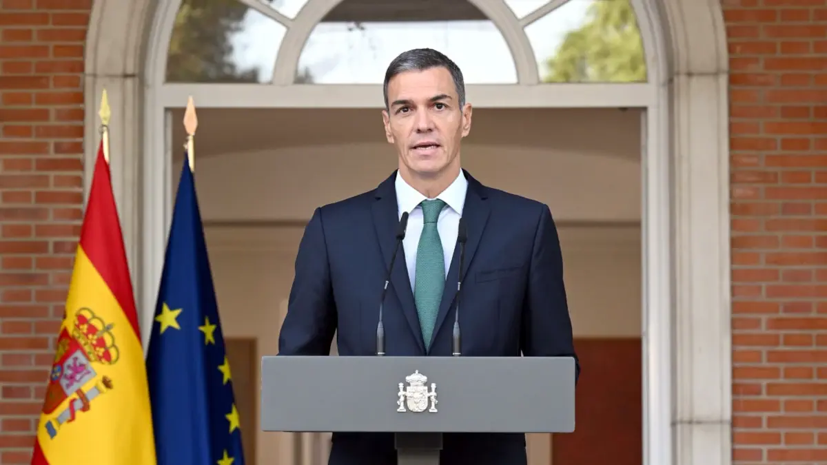 <p>El presidente del Gobierno, Pedro S&aacute;nchez, durante la declaraci&oacute;n institucional realizada en La Moncloa -PHOTO/Pool Moncloa/Borja Puig de la Bellacasa</p>
