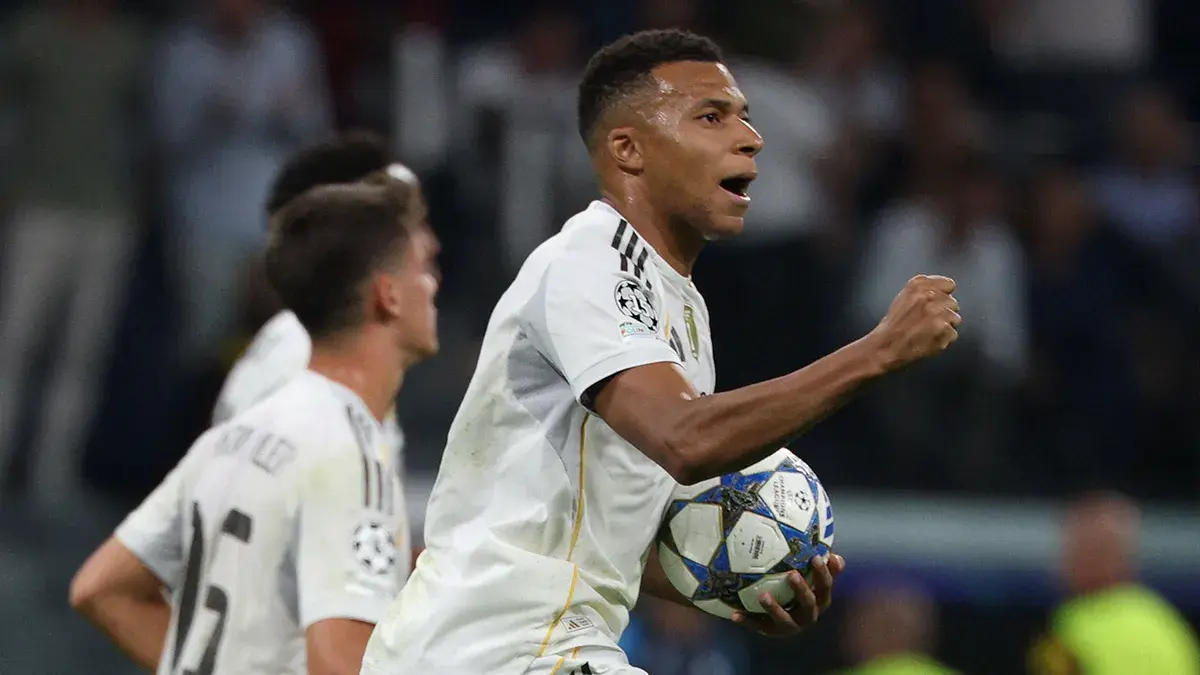 Kylian Mbapp&eacute; del Real Madrid celebra su primer gol - REUTERS/ JUAN MEDINA