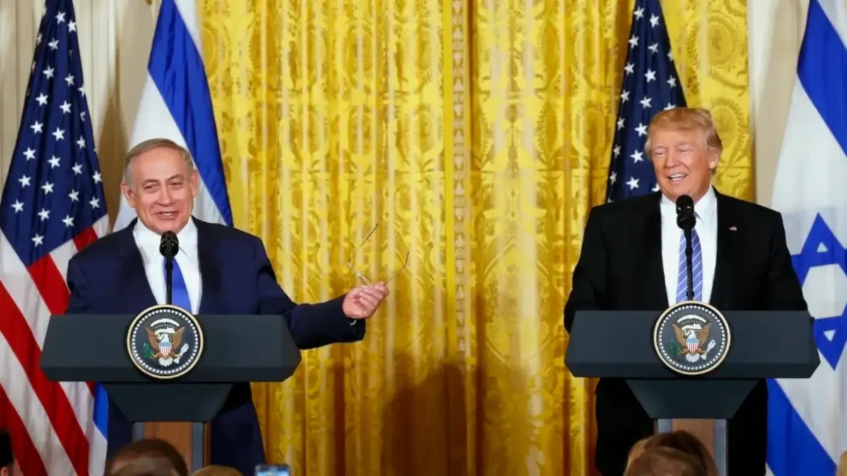 Donald Trump, presidente de Estados Unidos, y Benjam&iacute;n Netanyahu, primer ministro de Israel, tras la reuni&oacute;n donde se discuti&oacute; el Plan de Paz y reconstrucci&oacute;n de la Franja de Gaza