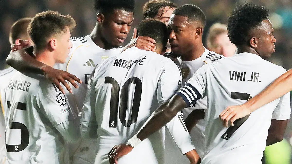 <p>Kylian Mbapp&eacute; del Real Madrid celebra su primer gol con sus compa&ntilde;eros - REUTERS/ PAVEL MIKHEYEV&nbsp;</p>
