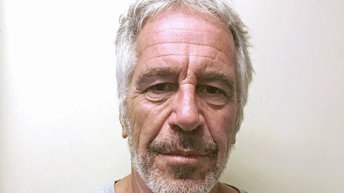<p>Jeffrey Epstein aparece en una fotograf&iacute;a tomada para el registro de delincuentes sexuales de la Divisi&oacute;n de Servicios de Justicia Penal del Estado de Nueva York el 28 de marzo de 2017 - Divisi&oacute;n de Servicios de Justicia Penal del Estado de Nueva York v&iacute;a REUTERS</p>
