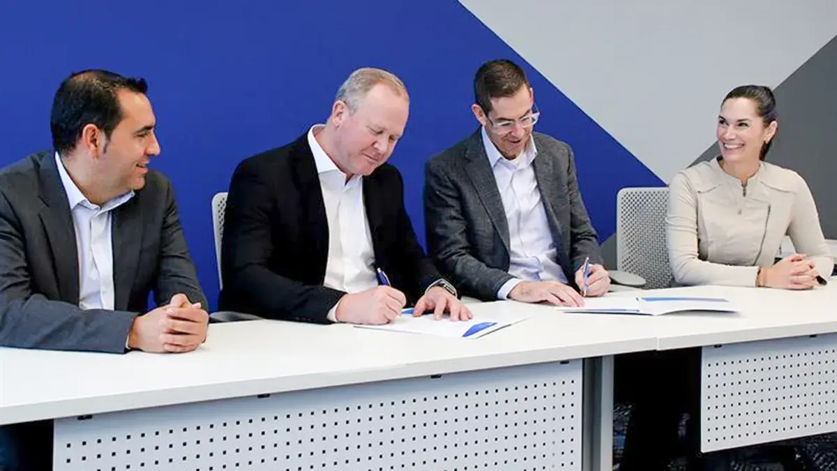 Indra simuladores Micro Nav NAV CANADA